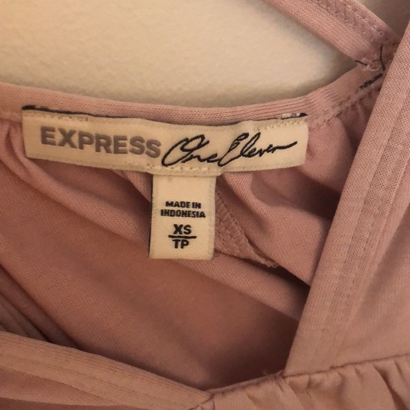 Light pink tank - Picture 3 of 3